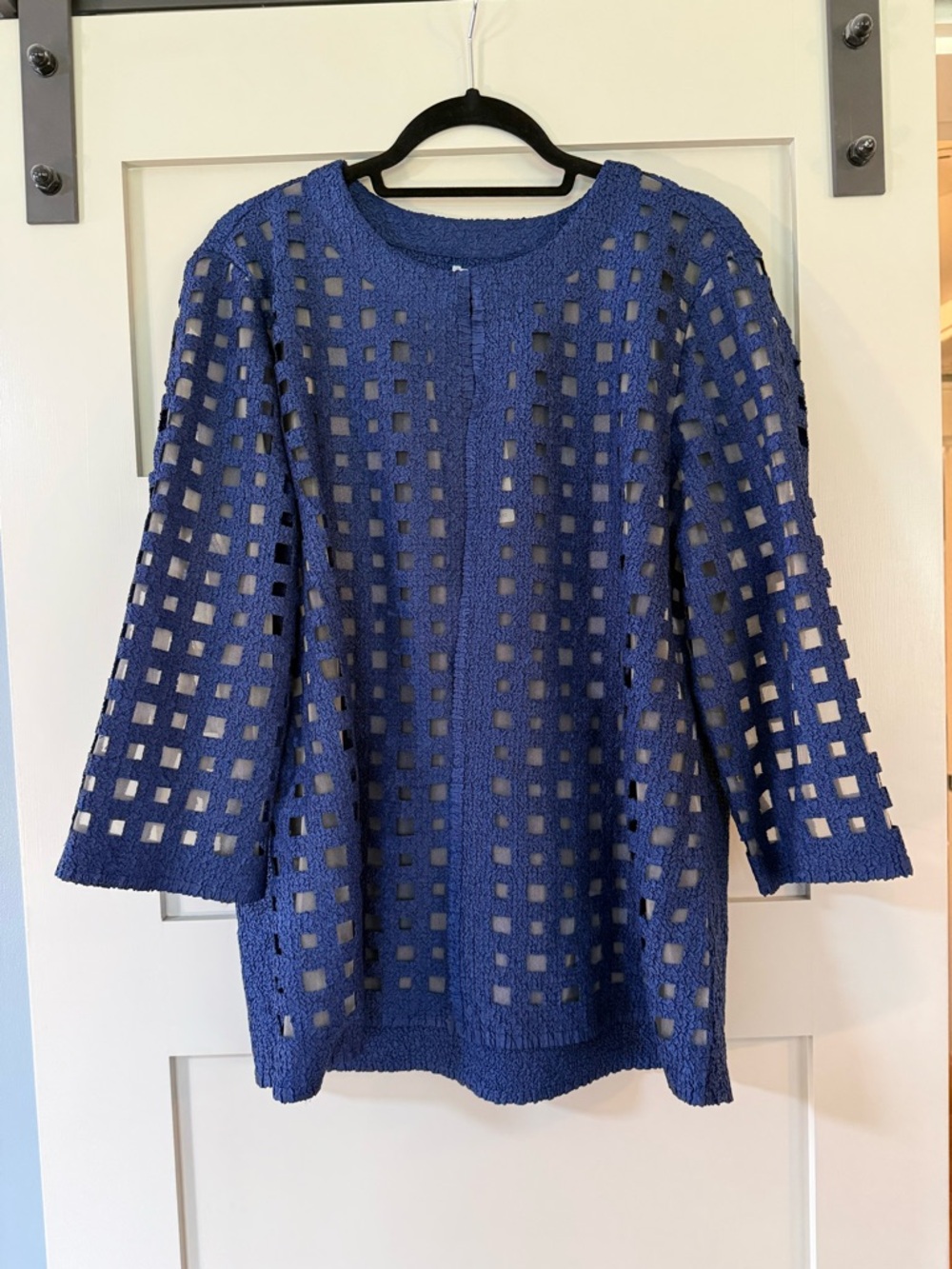 NWT Chico's Blue Casa Travelers Cut Out Jacket